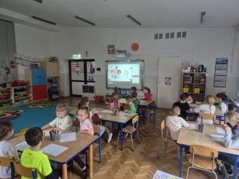 inbound6870429319841918075