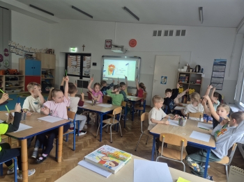 inbound7371074411252290413