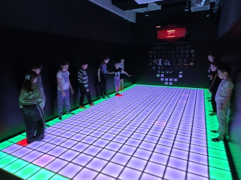 Przygoda na macie interaktywnej