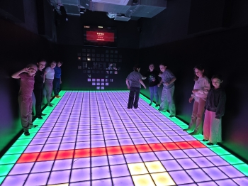 Przygotowania do zabawy na macie