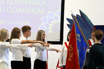 ZAKOŃCZENIE KLAS 8 25 - 26 (6).JPG