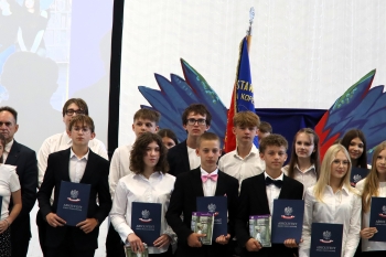 ZAKOŃCZENIE KLAS 8 25 - 26 (12).JPG