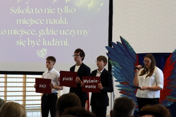 ZAKOŃCZENIE KLAS 8 25 - 26 (24).JPG
