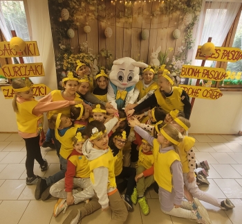 Wesołe zdjęcie z zajączkiem 