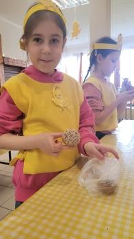 Dziewczynka z ciasteczkiem 