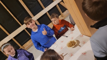 Uczniowie na warsztatach 