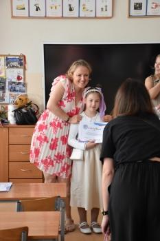 Pani Iza z uczennicą