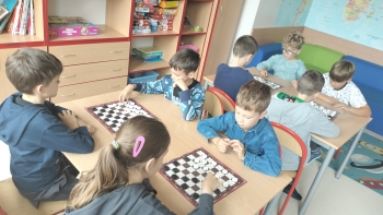uczestnicy turnieju warcabowego 2