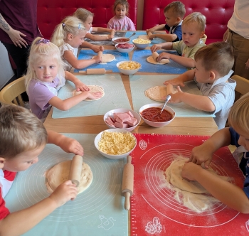 PXL_20250922_080443830.MP~2