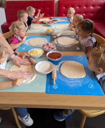 PXL_20250922_075059710.MP~2