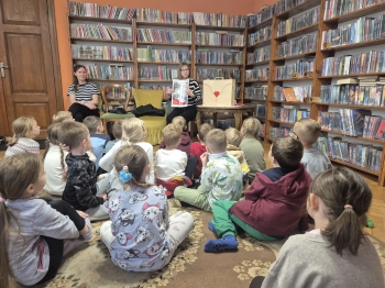 inbound4616335170301325370