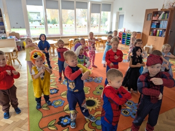 PXL_20251105_083217291.MP