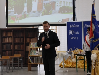 5. Życzenia dla szkoły Senatora R. Świlskiego.JPG