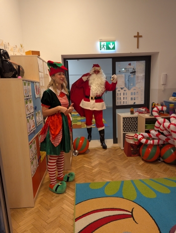 PXL_20251203_084545427