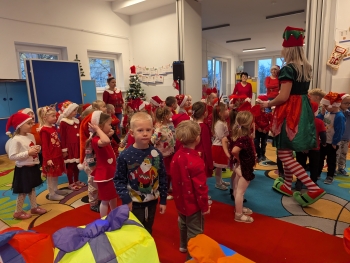 PXL_20251203_081530303