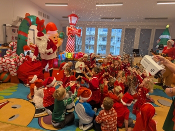 PXL_20251203_084600124