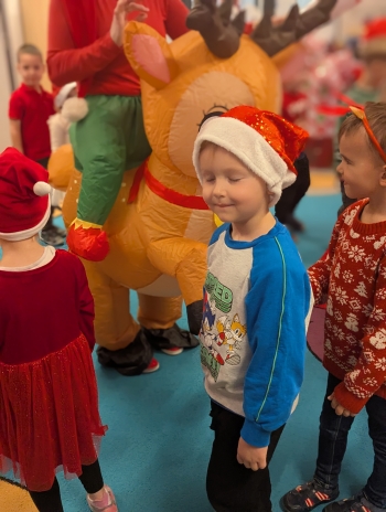 PXL_20251203_083744203.PORTRAIT