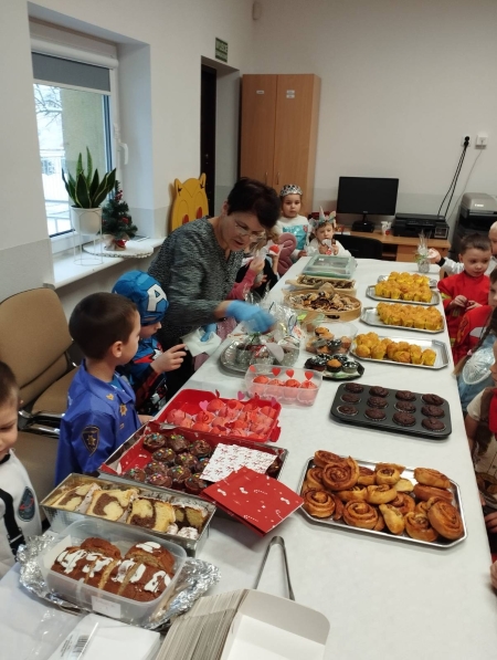 Kiermasz  ciast  z okazji akcji charytatywnej na rzecz WOŚP