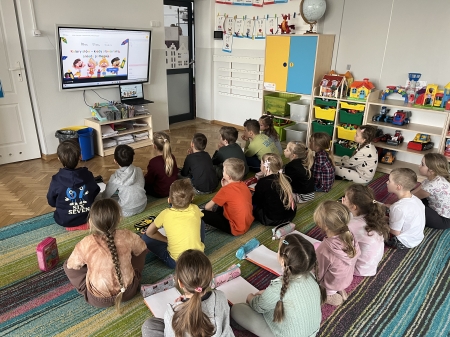 Asy Internetu- lekcja online ''Kolory słów- kiedy słowa ranią, a kiedy pomagają''