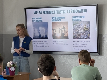 Warsztaty ekologiczne – mikroplastik pod lupą