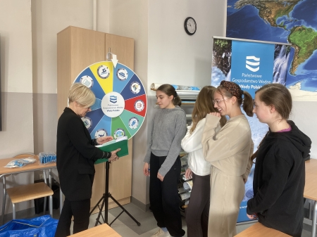 „Razem dla wody – mały krok czyni cuda'' – spotkanie z pracownikami Wód Polskich