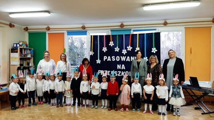 Szkoła Dla Rodziców Pruszcz Gdański PASOWANIE NA PRZEDSZKOLAKA - Szkoła Podstawowa nr 2 w Pruszczu Gdańskim