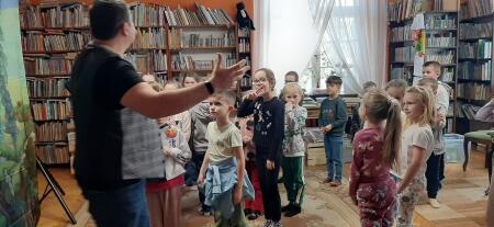 Zajęcia teatralne w Powiatowej i Miejskiej Bibliotece Publicznej w Pruszczu Gdańskim