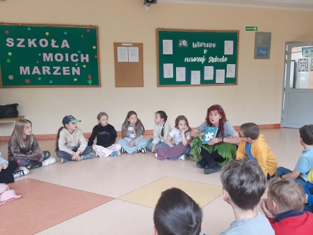 Spotkanie z pisarką p. Salcią Hałas w ramach Festiwalu Książki Dziecięcej