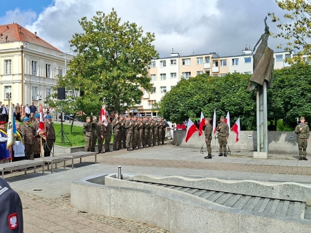0A w delegacji na Obchodach Wybuchu II Wojny Światowej