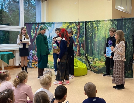 ,,Bajka o Zielonym Kapturku- warto marzyć''